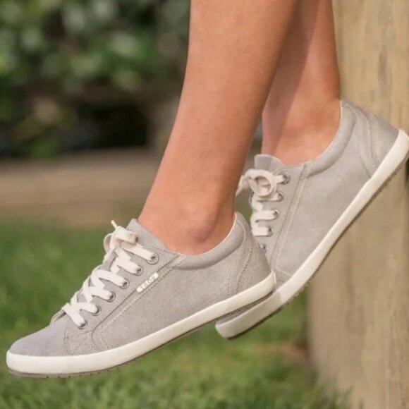 Taos Star Footwear Women's Grey Khaki Wash Canvas Shoes - Picture 3 of 8